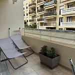 Magnifique 2 Pieces, Clim, Parking , Wifi 보로쉬르메르